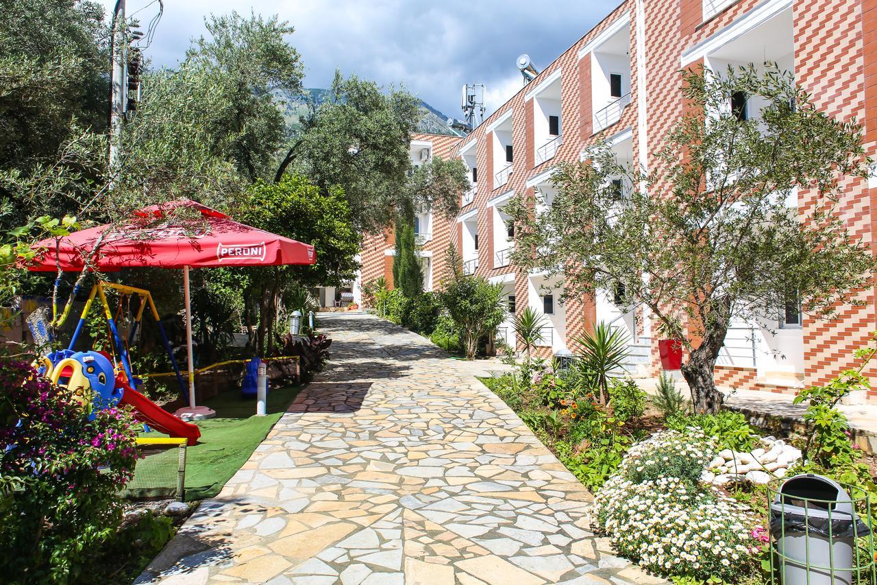 Noan Hotel & Resort Dhërmi Exteriör bild