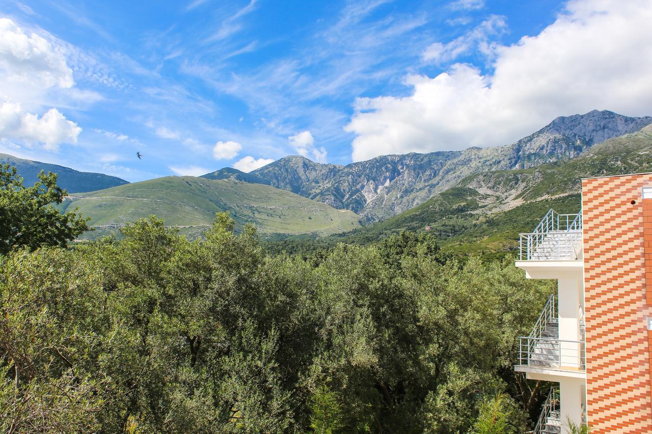 Noan Hotel & Resort Dhërmi Exteriör bild